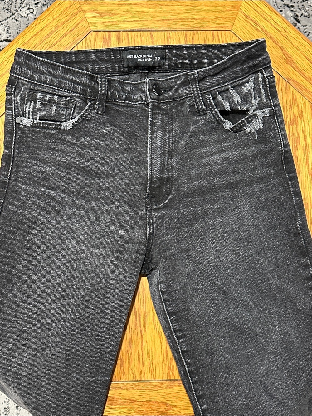 *JUST BLACK* Black Raw Hem High-Rise Straight Leg Denim Made In USA Jeans Sz 29 - Picture 2 of 8
